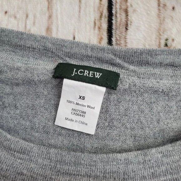 Women's XS J.Crew Saturday Sweater Merino Wool Gray Orange Striped Pullover EUC - Picture 4 of 5